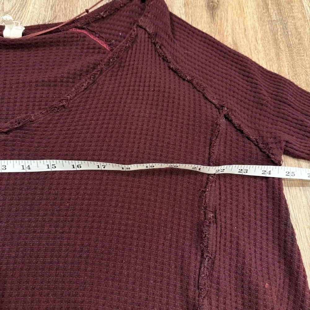 Free People We The Free Waffle Knit Tunic Women’s Med Burgundy Oversized FLAW - Picture 11 of 14